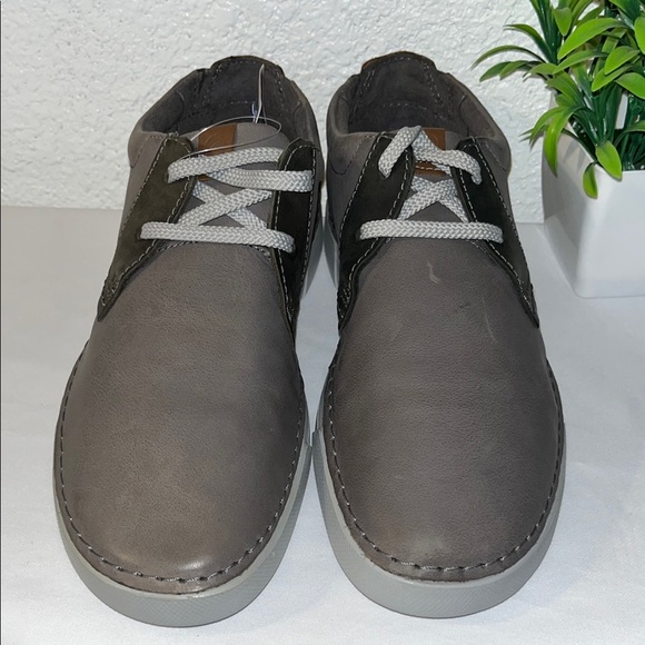 Clark’s collection Men's Gray Casual Shoes - Picture 3 of 9
